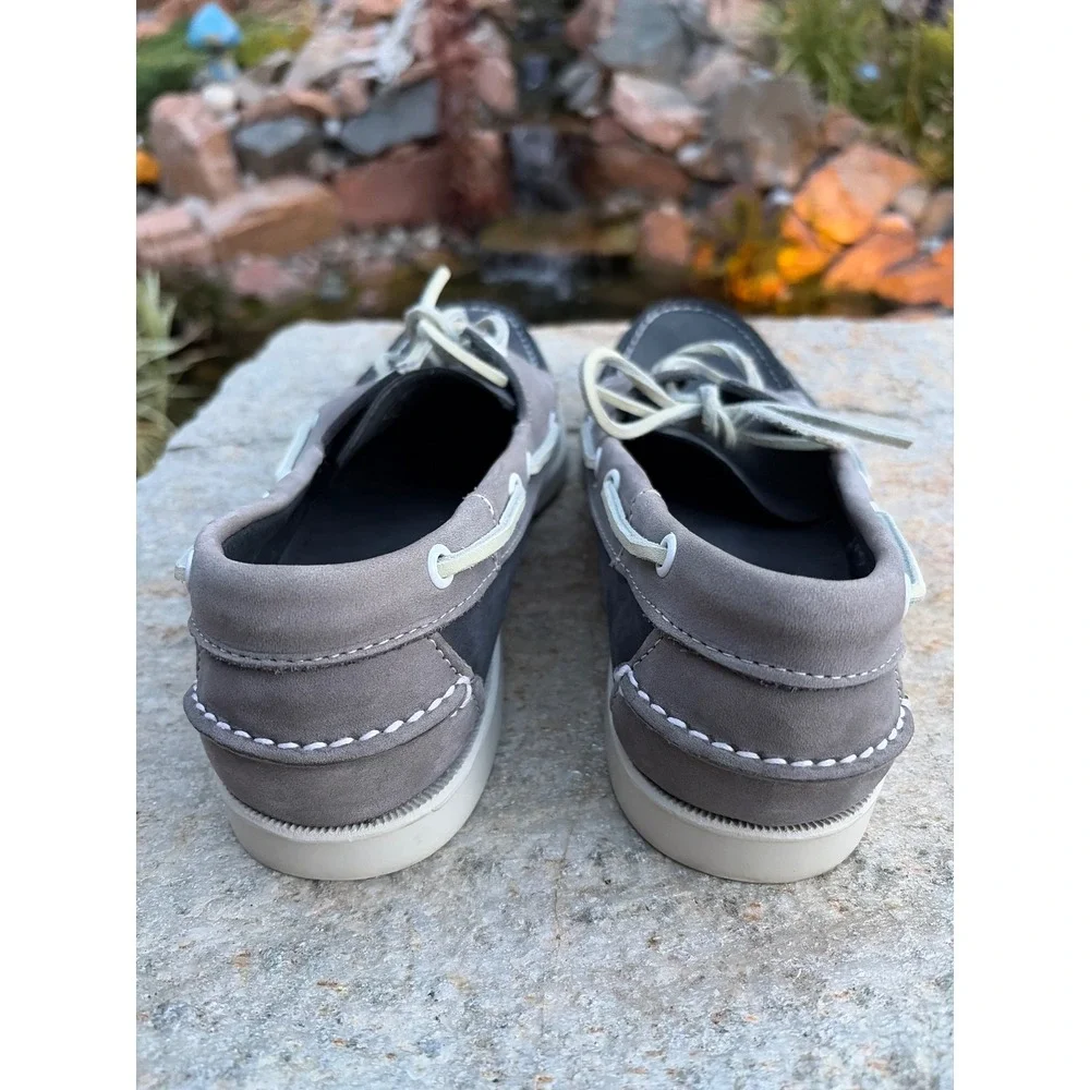 Sebago Docksides Mens 8 Boat Shoes Grey Navy Blue Nubuck Leather Loafers 73499